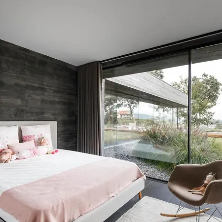 Casa Dos Sobreiros By Lovelystay Celorico De Basto